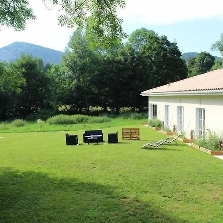 Bed & Breakfast Du Cote De Lacoume