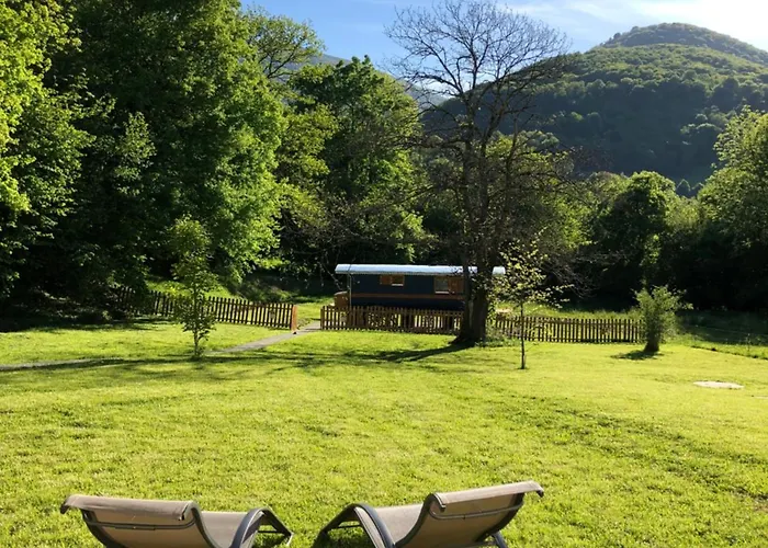 Du Cote De Lacoume Anla