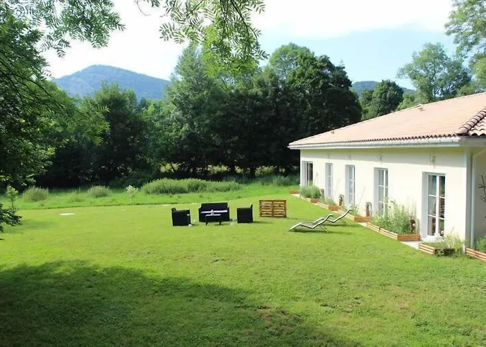 Bed & Breakfast Du Cote De Lacoume