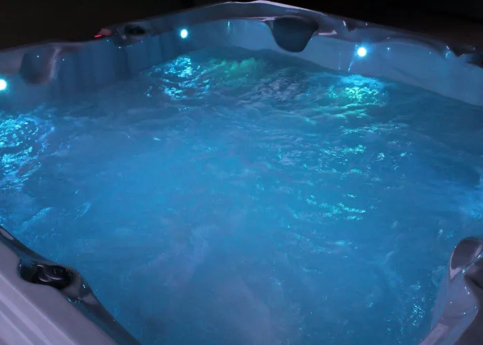 Du Cote De Lacoume Bed & Breakfast