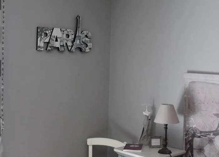 Bed & Breakfast Du Cote De Lacoume Anla