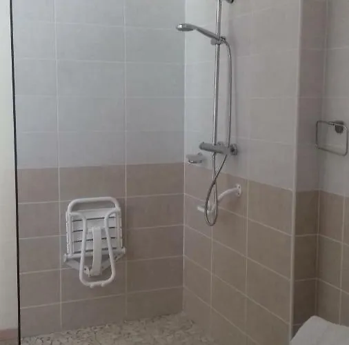 Du Cote De Lacoume Anla