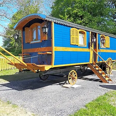 Du Cote De Lacoume 4*