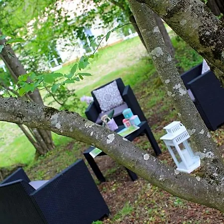 Du Cote De Lacoume 4*