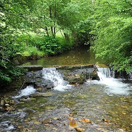 Du Cote De Lacoume Bed & Breakfast 4*