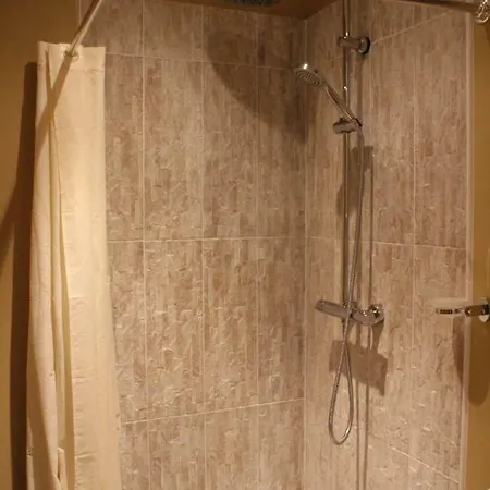 Du Cote De Lacoume Panzió Anla